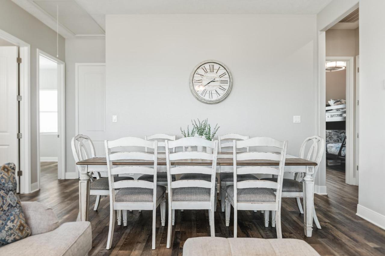 Stylish 4Br Crystal Beach Retreat Walk To Beach Bolivar Peninsula Eksteriør billede