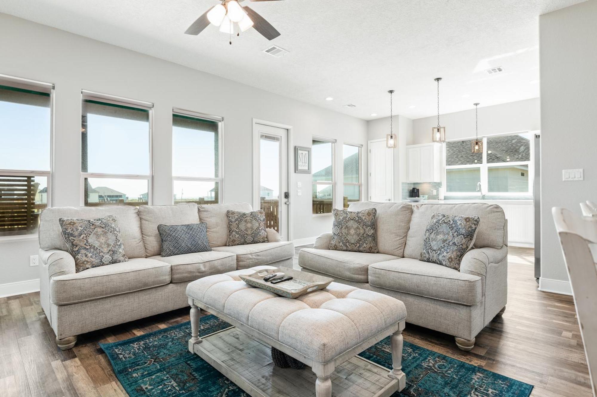 Stylish 4Br Crystal Beach Retreat Walk To Beach Bolivar Peninsula Eksteriør billede