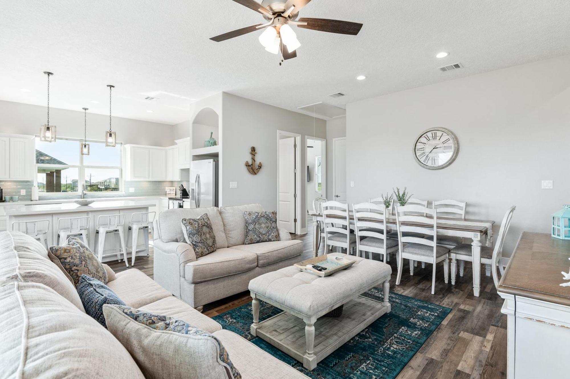 Stylish 4Br Crystal Beach Retreat Walk To Beach Bolivar Peninsula Eksteriør billede